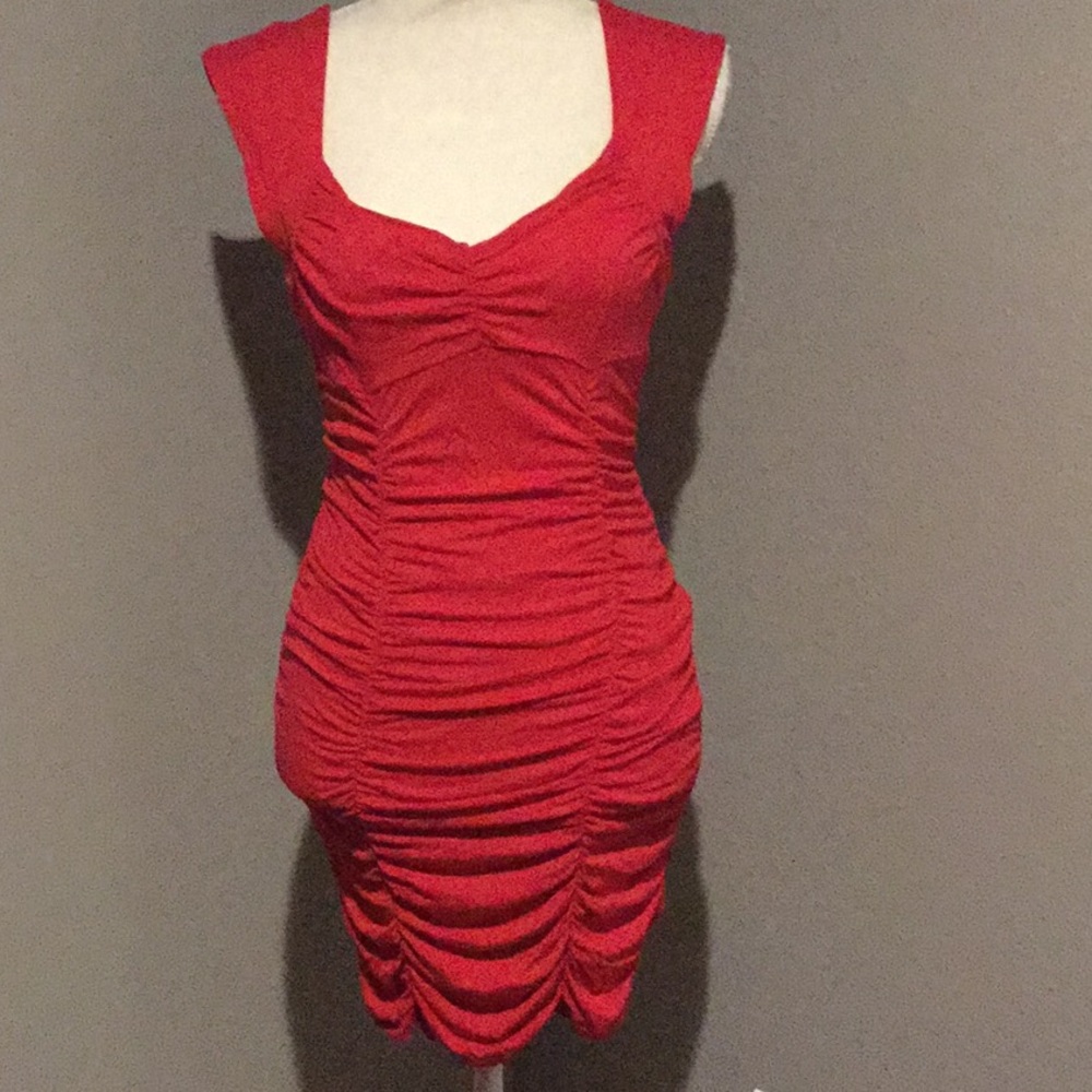Red ruched v neck dress forever 21 xxi